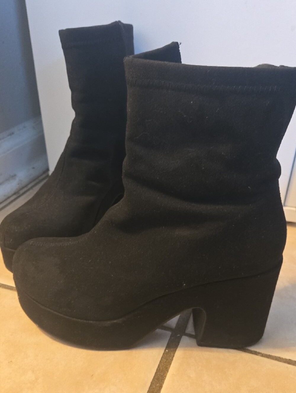 Women's Black Platform Ankle Boots with Side Zipper - Picture 3 of 5